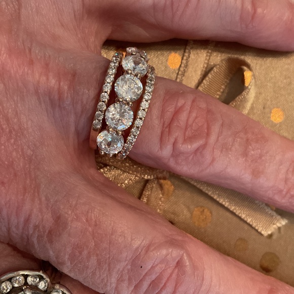 NEW/WITHOUT TAGS ITALY, 925 STERLING ROSE GOLD CUBIC ZIRCONIA WEDDING SET SIZE 6 - Picture 3 of 16